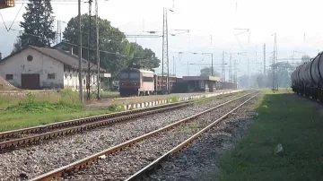 Влак прегази 60-годишен край Нови Искър