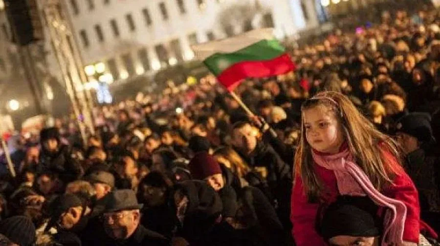 Градски транспорт в столицата в новогодишната нощ