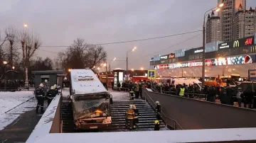  Автобус се заби в подлез в Москва, уби 5-има