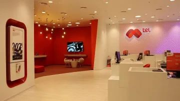 Магазините на Мтел ще работят по празниците