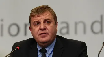 И Каракачанов похвали Доган: Умен е, мисли правилно