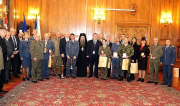 "Спортист на годината" и при военните