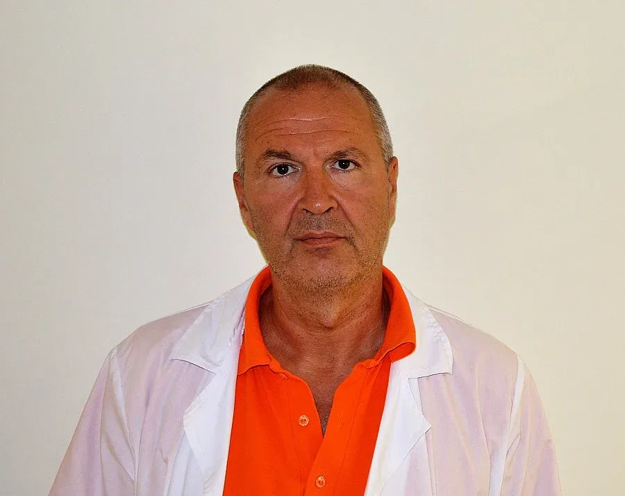 Спасиха мъж с 1,5 кг тумор в „Централ Хоспитал"