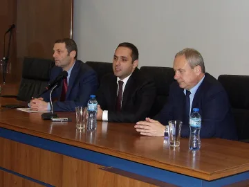 Държавното "Авионамс" ще произвежда дронове