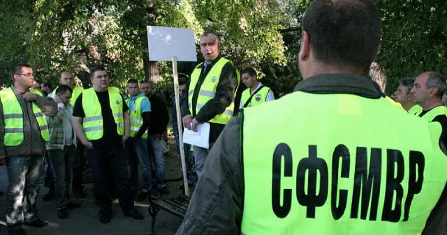 МВР протестира предколедно