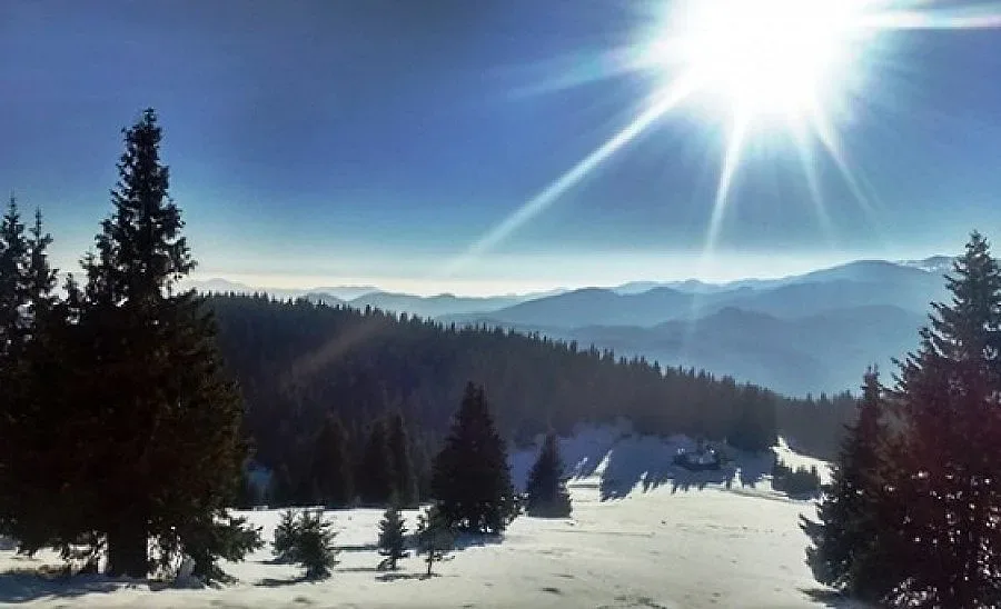 Слънчево и студено