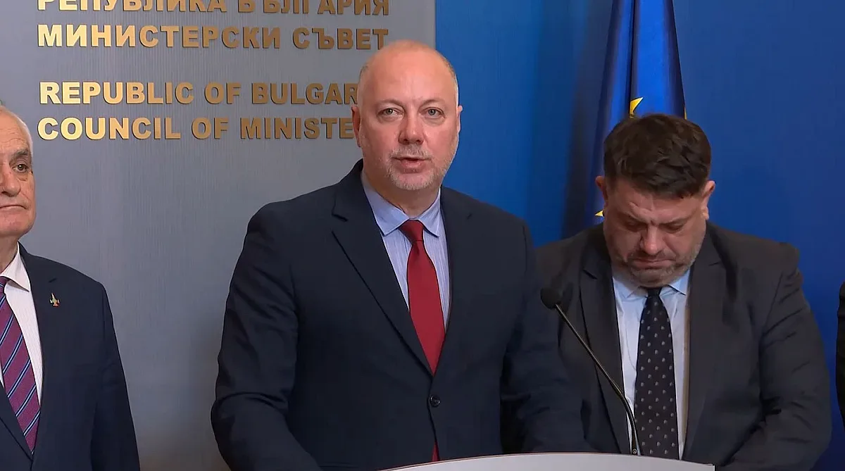 Желязков: Не можем да бъдем поставяни в ситуация да избираме ЕС или САЩ