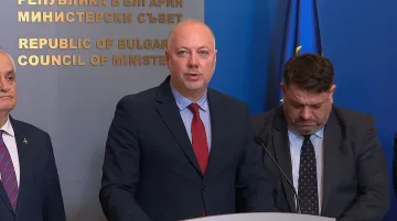 Желязков: Не можем да бъдем поставяни в ситуация да избираме ЕС или САЩ