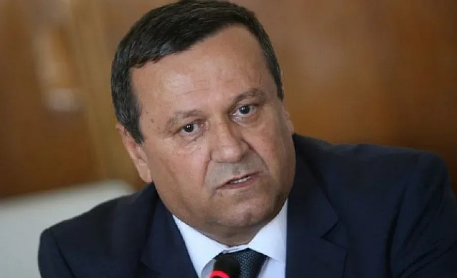 Адемов: Мораториумът върху лекарствата е израз на безсилие