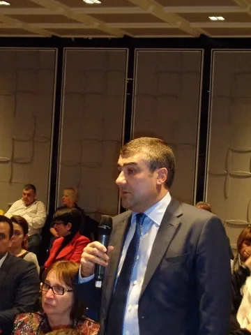 ОТ ДИСКУСИЯТА НА "СТАНДАРТ": 20% ръст на легалния бизнес при млекарите