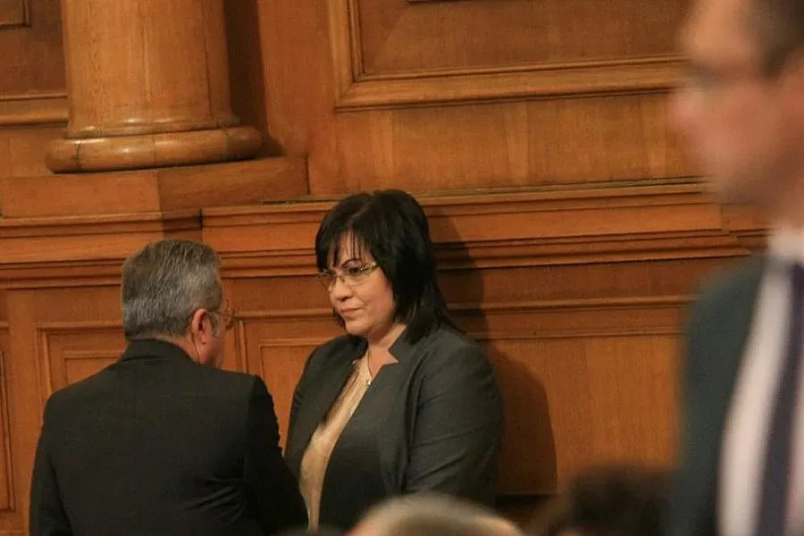 БСП и ДПС внасят вота на недоверие на 17 януари