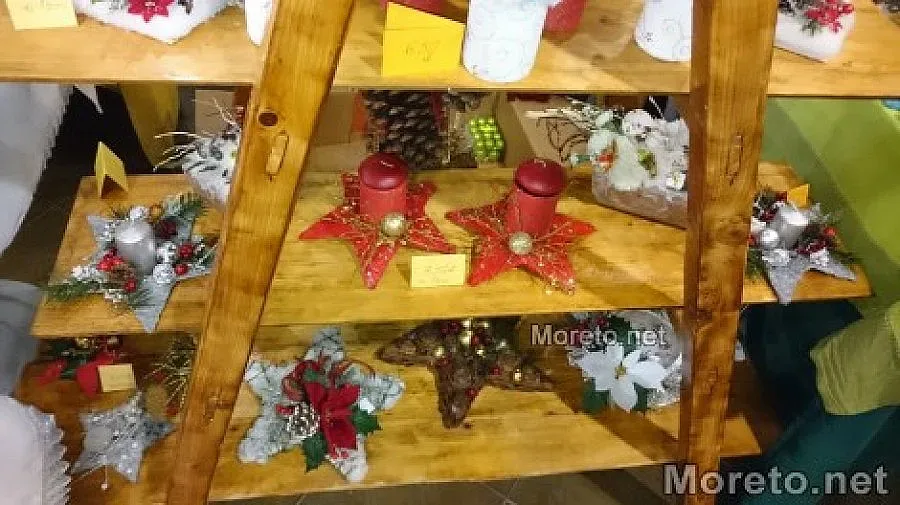 Административен съд - Варна подреди благотворителен коледен базар