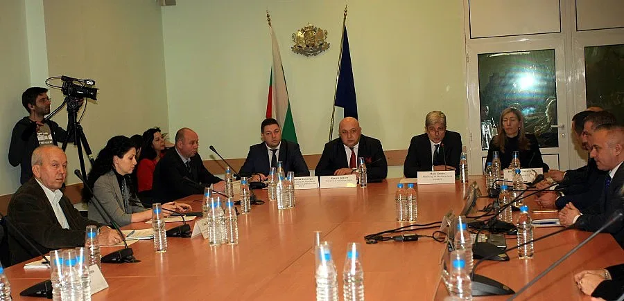 На дискусията за Банско: Институциите търсят баланс на интересите