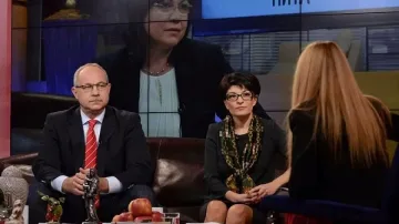 Десислава Атанасова обяви Корнелия за "г-жа Страхливка"