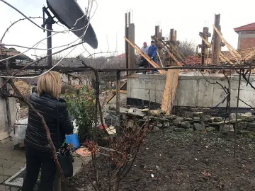 Година след "Хитрино": Хората още чакат помощи и са разделени