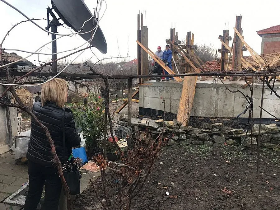 Година след "Хитрино": Хората още чакат помощи и са разделени