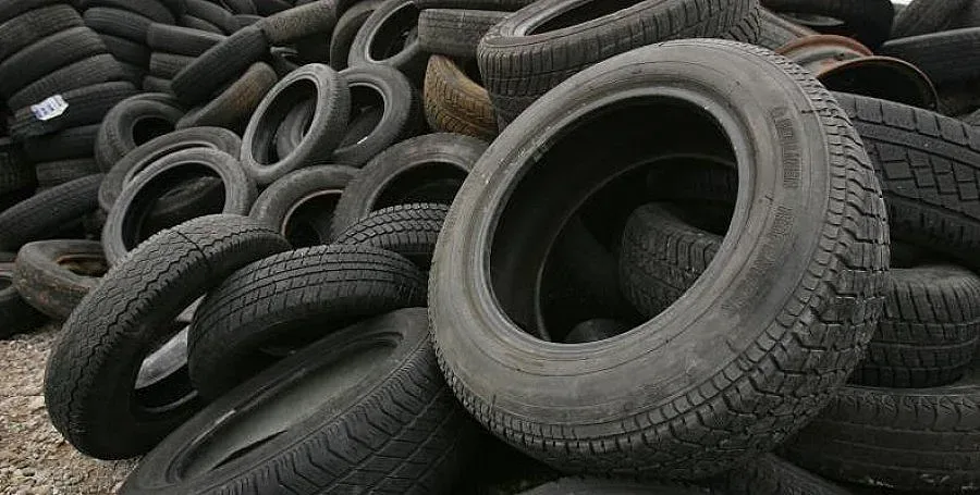 Столичната община събира стари гуми