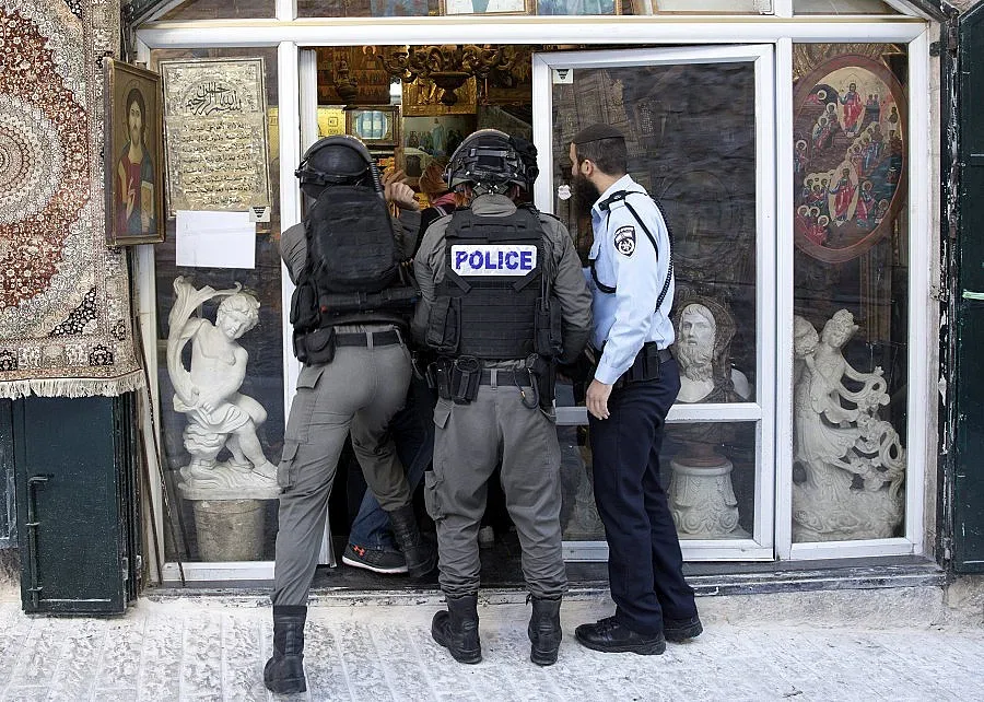 Израелци убиха палестински демонстранти в бунтовете за Йерусалим