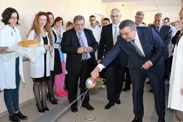 Клиника за лицево-челюстна хирургия отвори врати в "Александровска"