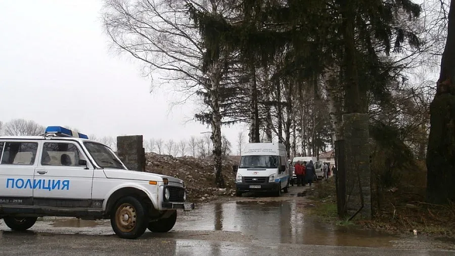 Полицаи дебнат из курортите за 8 декември