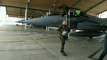 Румен Радев: Ще се радвам, ако авиацията ни може да си позволи "Рафал" /ВИДЕО ОТ ПОЛЕТА/