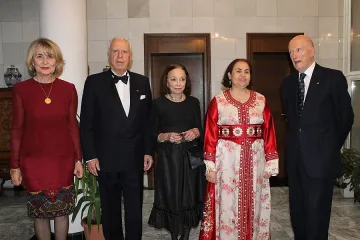 Симеон Сакскобургготски и доня Маргарита вечеряха с международни ВИП-ове