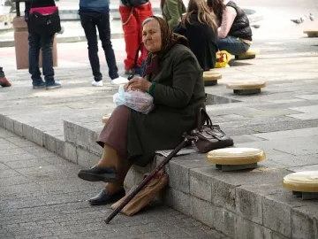 Плащат коледните 40 лв. на част от пенсионерите от 7  декември