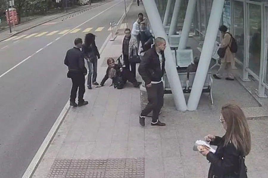 ОБЗОР: Биячът от спирката ще лежи три години