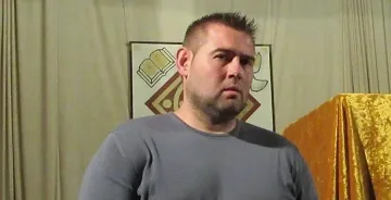 Отцепник от ВМРО учреди лявоцентристка партия