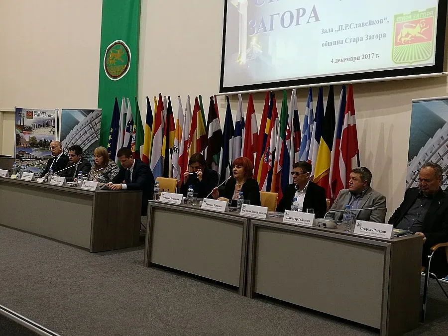 ДИСКУСИЯ НА "СТАНДАРТ": Регистър за нуждите на бизнеса от кадри