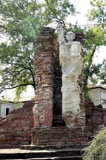 В Чипровци почитат Петър Богдан с параклис