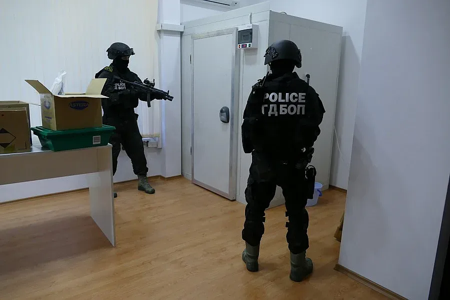 САМО В "СТАНДАРТ": Арабинът Амир Мохамед изнесъл в ЕС лекарства за 80 млн. лв.