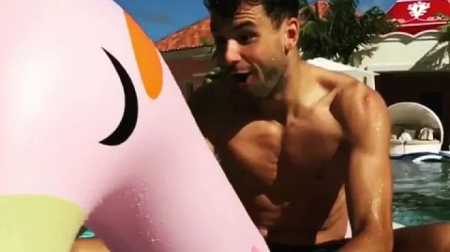 Гришо яхна розово фламинго