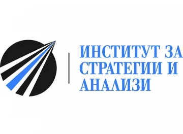 Борисов с успехи навън, Нинова взе първи скалп