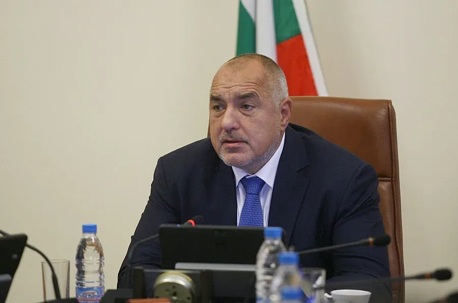 Борисов обеща пари за ремонт на манастира в Атон