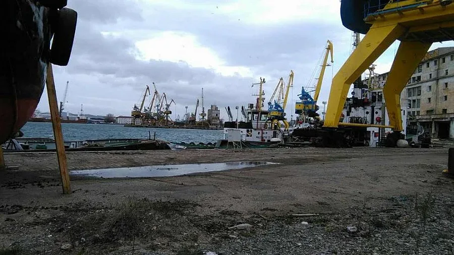 Откриха удавен моряк в бургаското пристанище