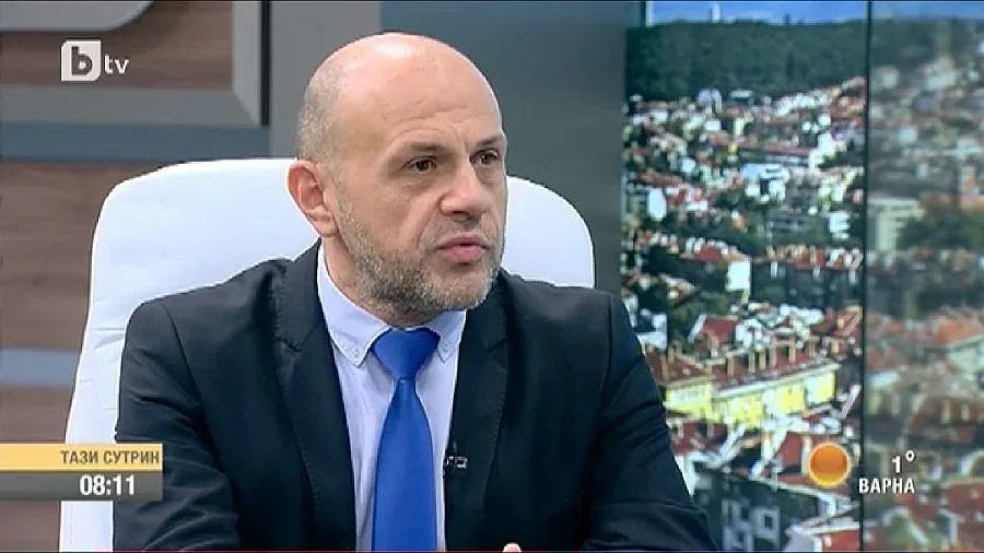 Томислав Дончев: Липсва ми разговорът за политики