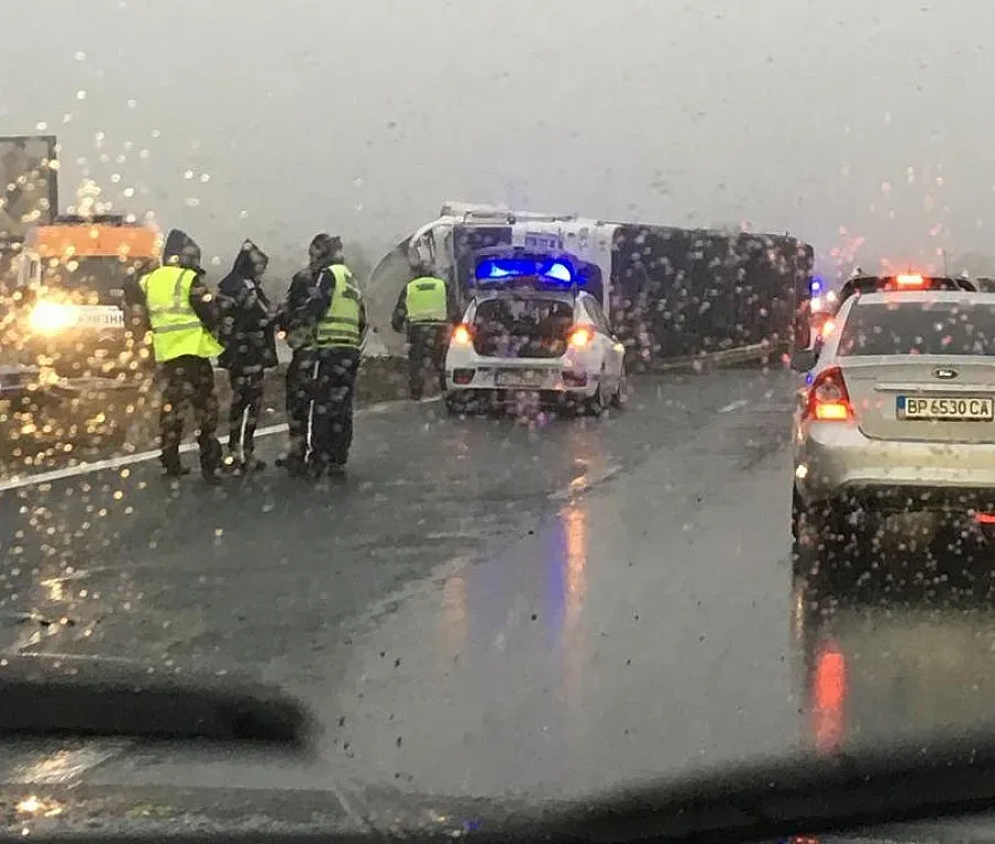 Катастрофи на мократа магистрала "Хемус"