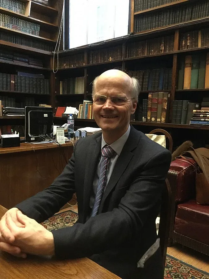 Не се привличат млади хора за наука с ниски заплати