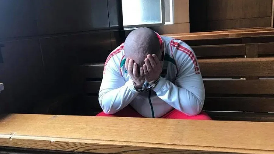 Гребеца от "Наглите" остава зад решетките