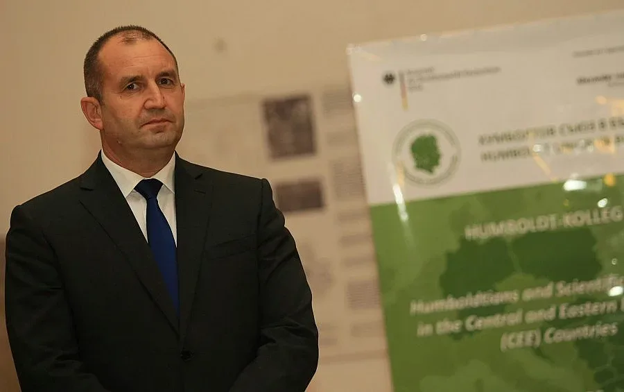 Президентът: Генерал съм, но не харесвам войнствеността