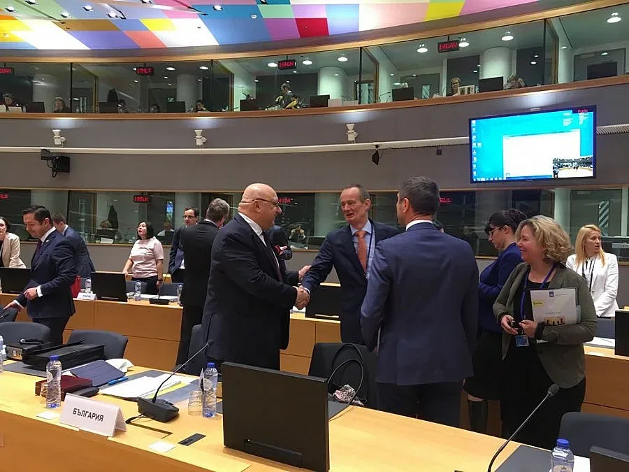 Кралев първи представи приоритетите на председателството ни