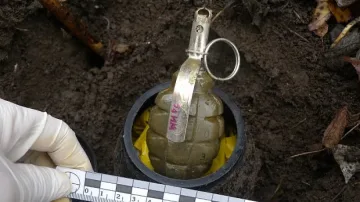 В Пазарджик задържаха младеж с арсенал за война