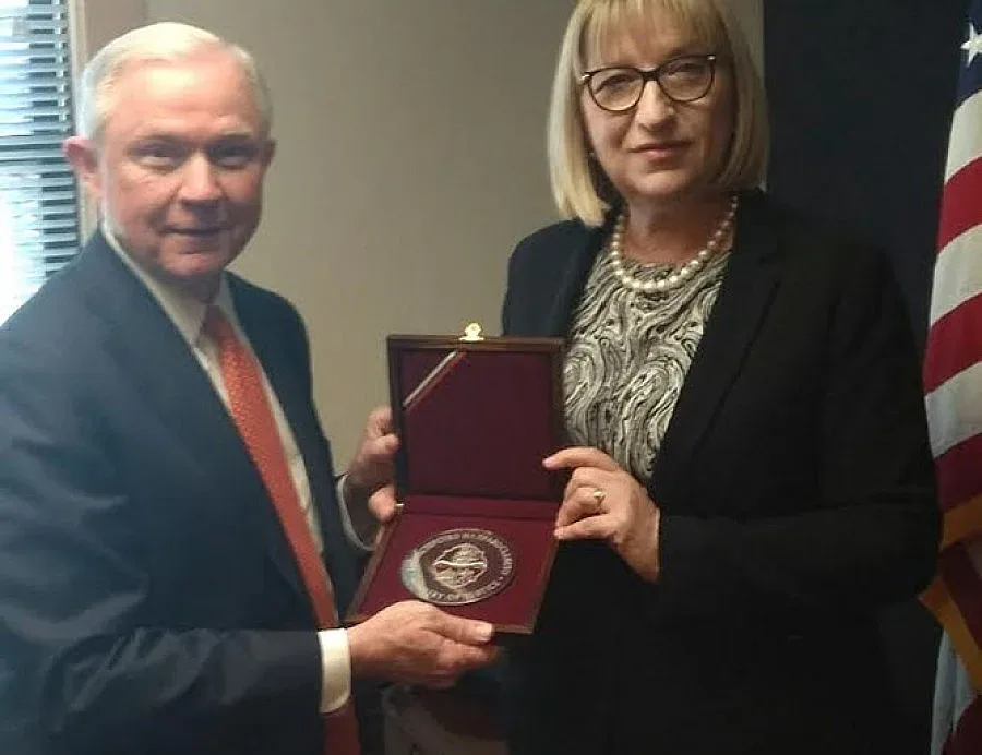 Цачева на среща с обвинител №1 на САЩ