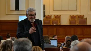 Ламбо: Цвета е доста остра булка, аз много харесвам Менда