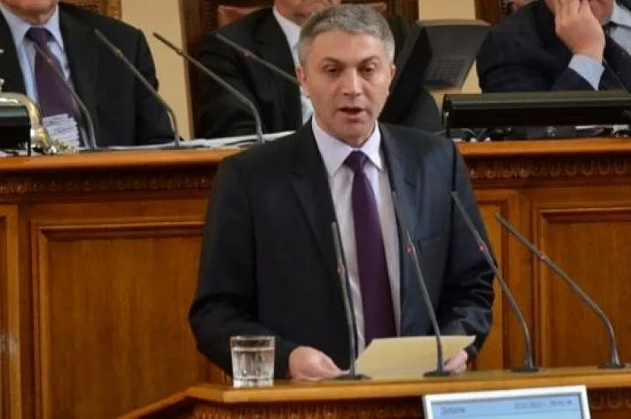 Мустафа Карадайъ: Оценката за доклада на ЕК - "обективен провал"