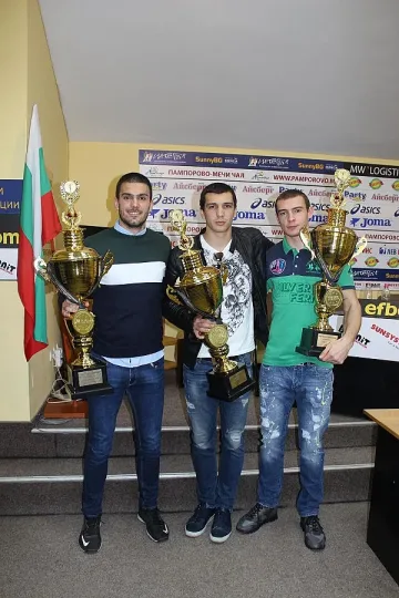 Кикбоксът с 10 медала от Будапеща