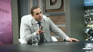 Караниколов: За да преборим корупцията, трябва да си помагаме