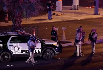 Мъж стреля по пешеходци в Ница