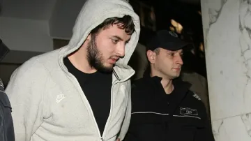 Съдът решава да пусне ли Йоан Матев